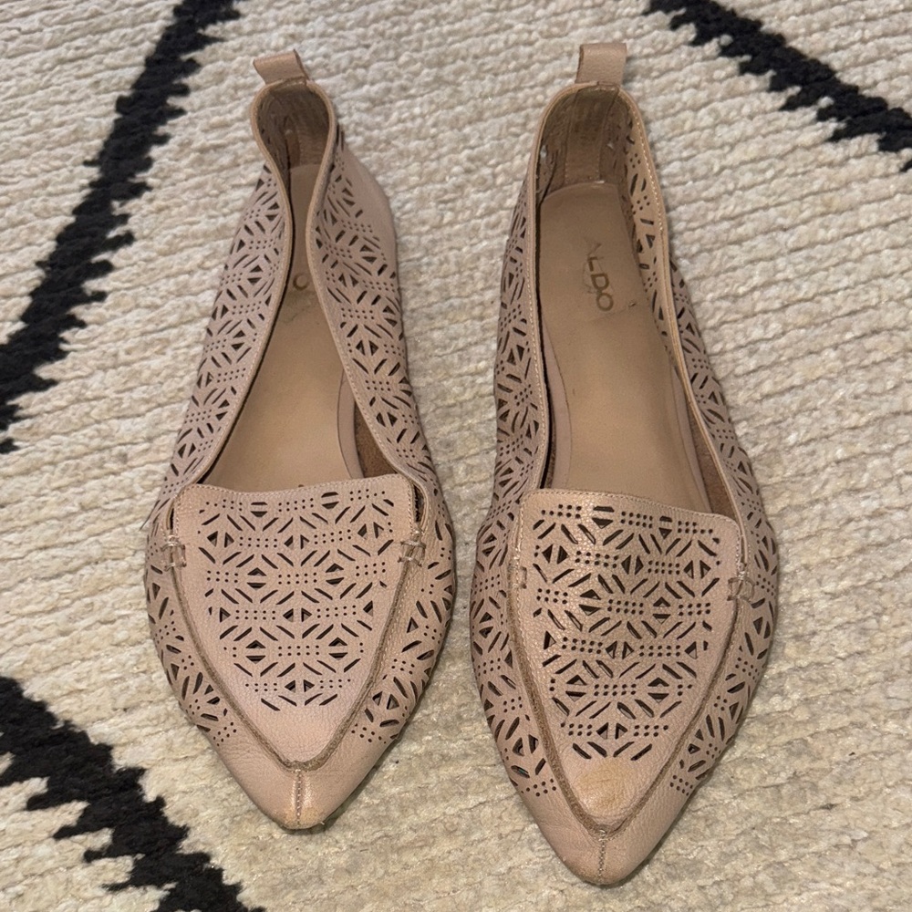 ALDO Women's Beige Cutout faux leather Loafers 10